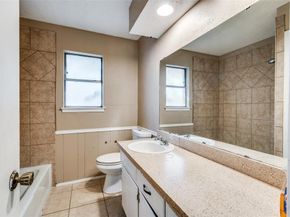 2102 E Timberview Lane , Arlington Texas 76014