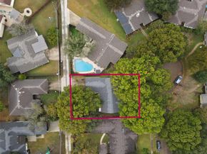 7716  El Santo Lane , Dallas Texas 75248