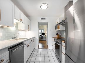 7716  El Santo Lane , Dallas Texas 75248