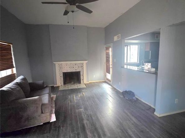 428  Liberty Place , Grand Prairie Texas 75052
