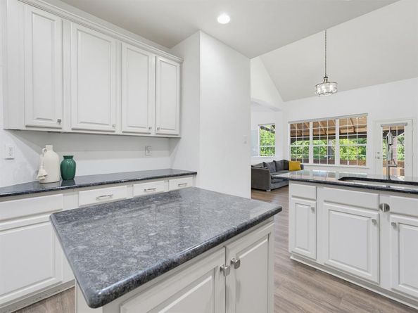 1833  Brookview Drive , Carrollton Texas 75007