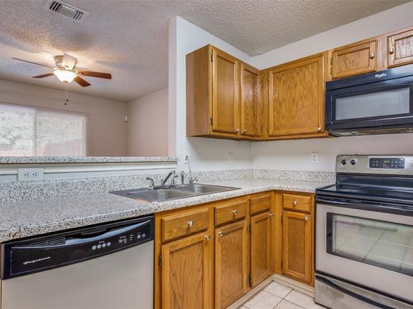 1033  Garden Trail , Mesquite Texas 75149