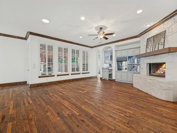 2105  Camden  , McKinney Texas 75070