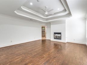 6111  Palo Pinto  , Dallas Texas 75214