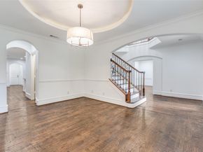 6111  Palo Pinto  , Dallas Texas 75214