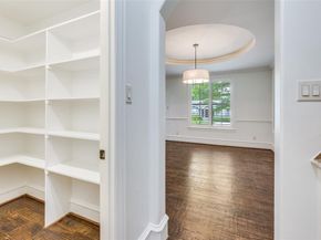 6111  Palo Pinto  , Dallas Texas 75214