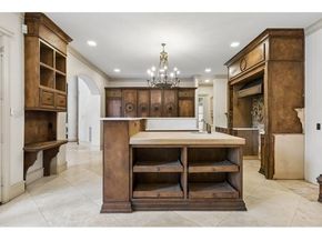 6917  Forest Glen Drive , Dallas Texas 75230