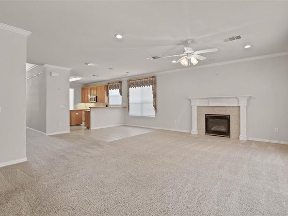 1709  Villa Court , Corinth Texas 76210