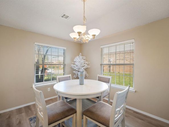 1418  Deville Circle , Garland Texas 75043