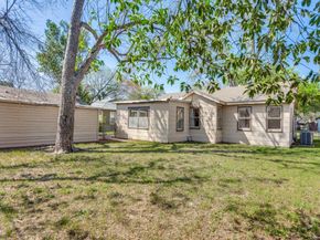 5433  Thomas Lane , River Oaks Texas 76114
