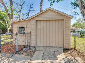 5433  Thomas Lane , River Oaks Texas 76114