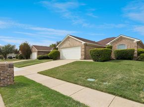 2736  Ensenada Lane , Fort Worth Texas 76108