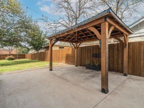 2323  Douglas Avenue , Dallas Texas 75219
