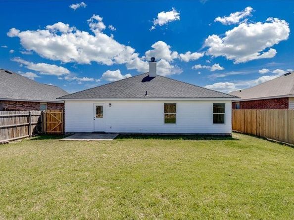 245  Silver Lake Trail , Fort Worth Texas 76140