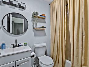 4904  Rollingwood Court , Garland Texas 75043