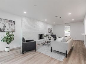 2631  Deep Hill Circle , Dallas Texas 75233