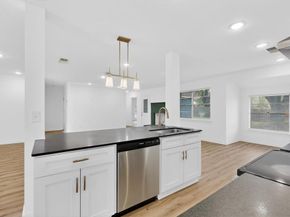 400  Casa Bello Court , Irving Texas 75062