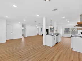 400  Casa Bello Court , Irving Texas 75062