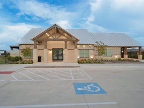 9401  GOLDEN TREE Avenue , Fort Worth Texas 76108