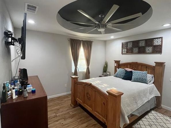 2804  19th Street , Fort Worth Texas 76106