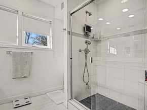 4020  Buena Vista Street , Dallas Texas 75204