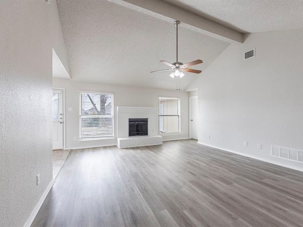 2201  Rockbluff Drive , Rowlett Texas 75088