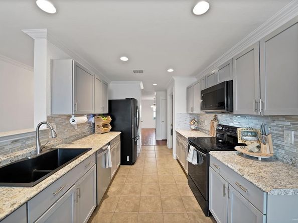 1120  Bumble Bee Drive , Lancaster Texas 75134