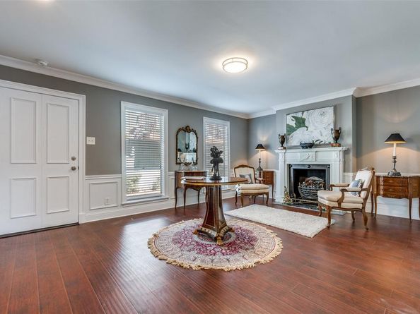 6610  Eastridge Drive  114, Dallas Texas 75231