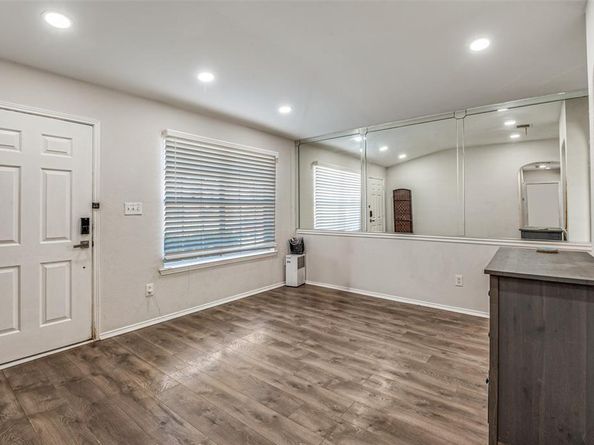 4372  Onyx Drive , Carrollton Texas 75010