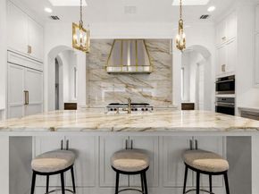 38  Abbey Creek Way , Dallas Texas 75248