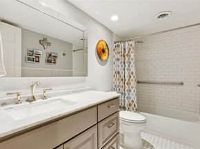 3621  Turtle Creek Boulevard  2D, Dallas Texas 75219