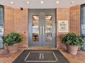 3621  Turtle Creek Boulevard  2D, Dallas Texas 75219