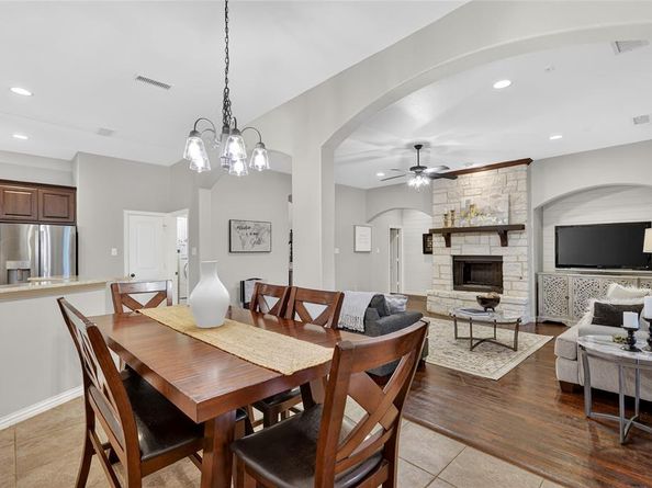 3505  Meadow Bluff Lane , Sachse Texas 75048