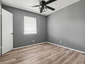 1629  Brent Court , Grand Prairie Texas 75051