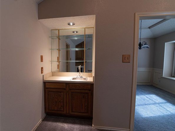 2028  Falcon Ridge Drive  B, Carrollton Texas 75010