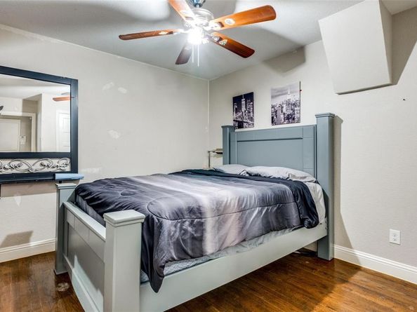 1914  Glenfield Avenue , Dallas Texas 75224