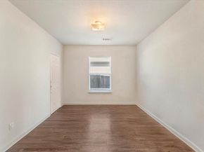 10013  Silent Hollow Drive , Fort Worth Texas 76140