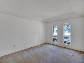 1105  Greenbriar Lane , Arlington Texas 76013