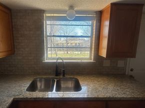 518  Calvin Drive , Garland Texas 75041