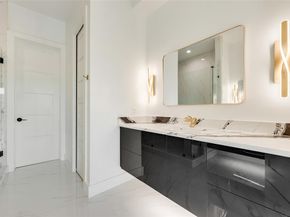 1123  Muncie  , Dallas Texas 75212