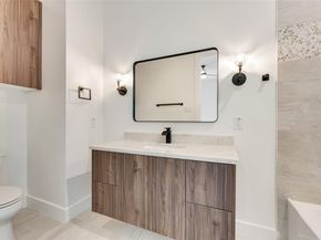 1123  Muncie  , Dallas Texas 75212