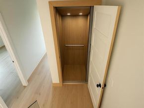 1123  Muncie  , Dallas Texas 75212