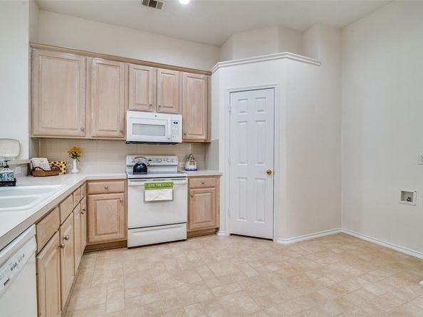 2185  Crestlake Drive , Rockwall Texas 75087