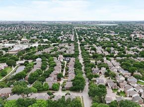 306  Santa Fe Trail , Irving Texas 75063