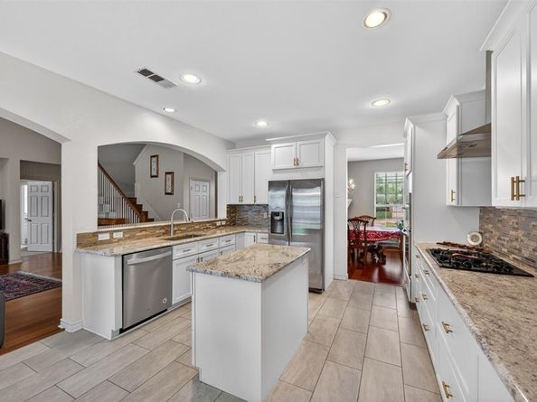 4845  Bellflower Way , Fort Worth Texas 76123