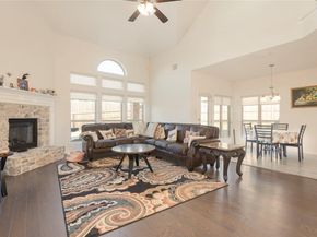 4425  Avocet Circle , Garland Texas 75043