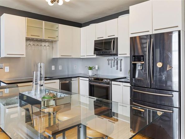 1122  Jackson Street  1103, Dallas Texas 75202