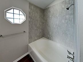 833  Weaver Street , Cedar Hill Texas 75104