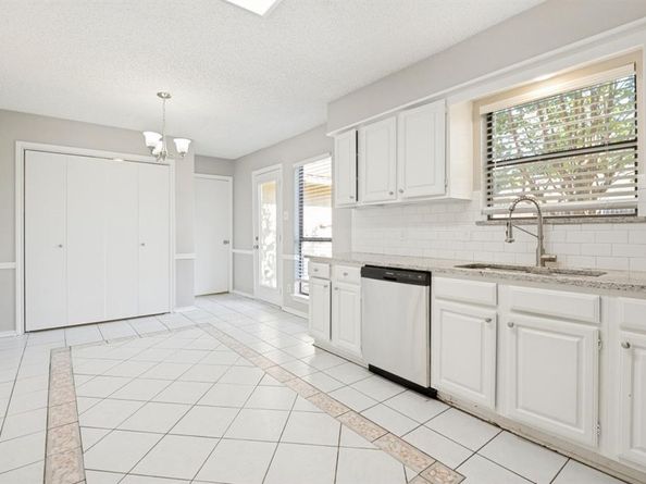 2013  Arles Lane , Carrollton Texas 75007