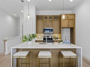 2925  Spruce Valley Lane  405, Dallas Texas 75233